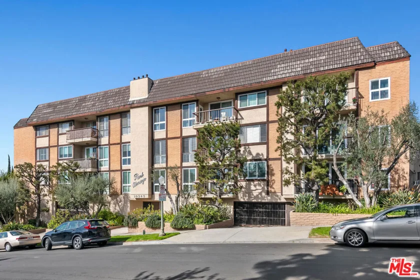 10345 Almayo Avenue #106 photo 1