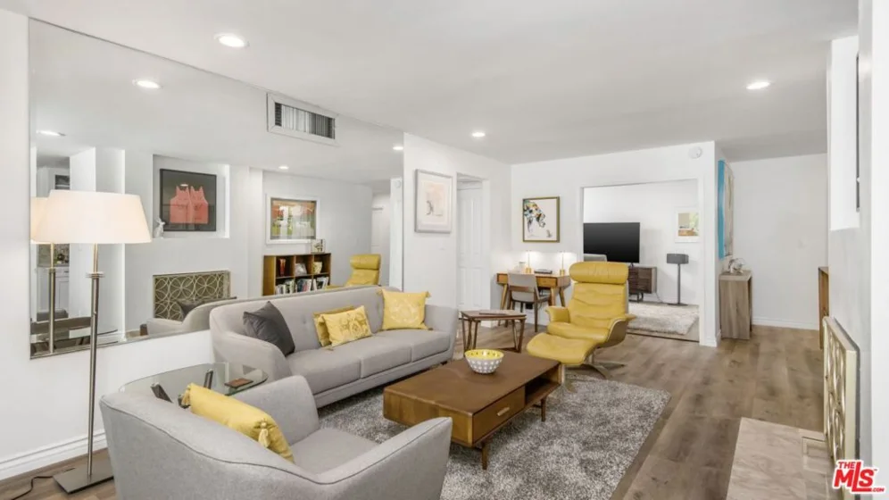 424 N Palm Drive #101 photo 10