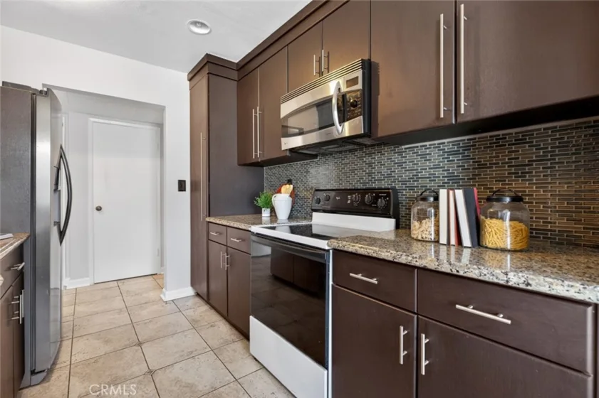 5412 Lindley Avenue #322 photo 8