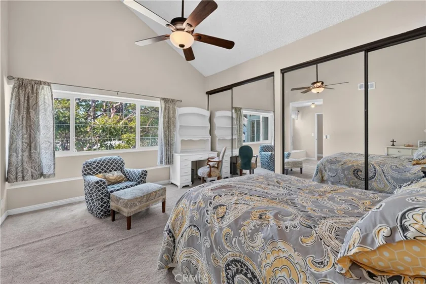 5037 E Almond Avenue #5 photo 29