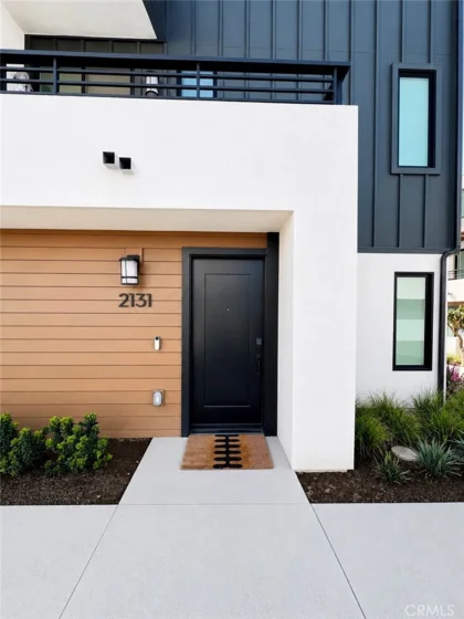 2131 Acara Circle photo 2
