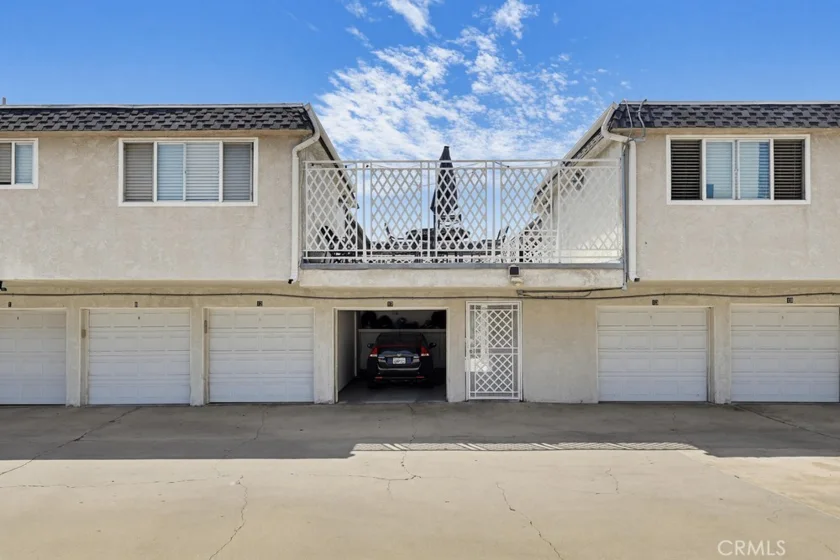 1720 Newport Avenue #2 photo 40