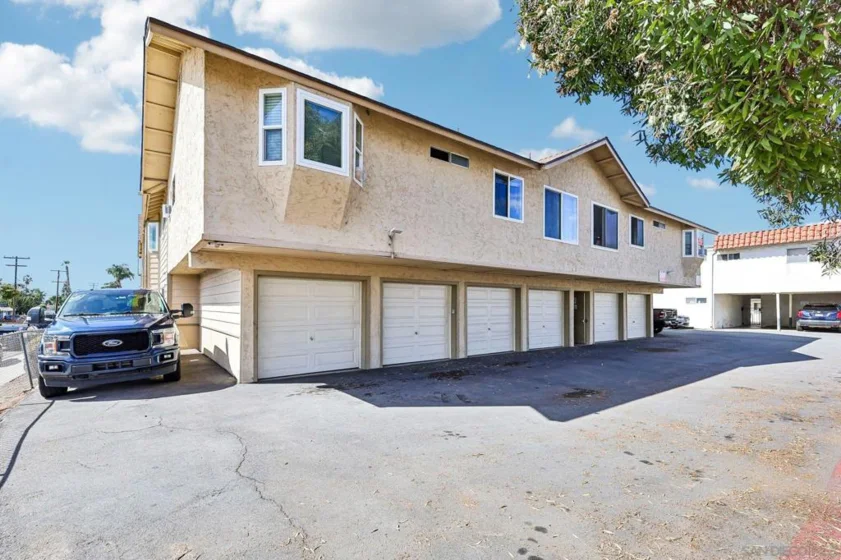 1274 Holly Avenue photo 41