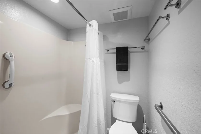 405 Avenida Granada #212 photo 35