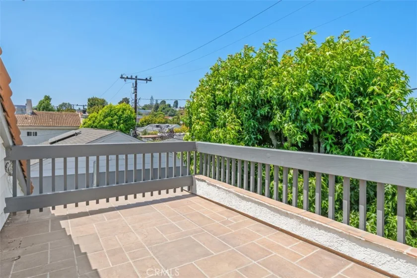 1171 Stanford photo 31