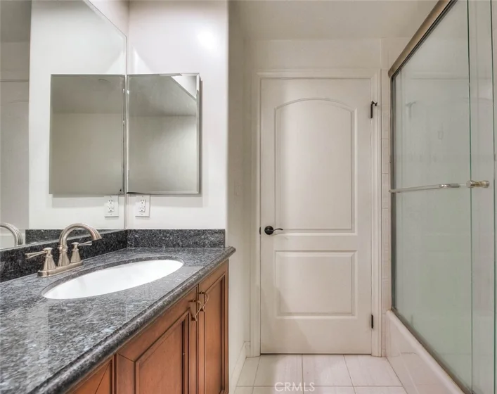 572 E San Jose Avenue #104 photo 34