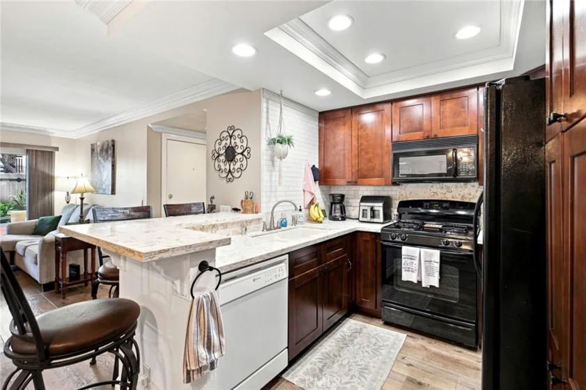 5841 Portsmouth photo 35