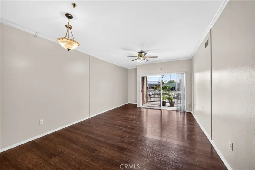 11124 Burbank Boulevard #108 photo 2