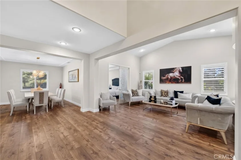42111 Majestic Court photo 8