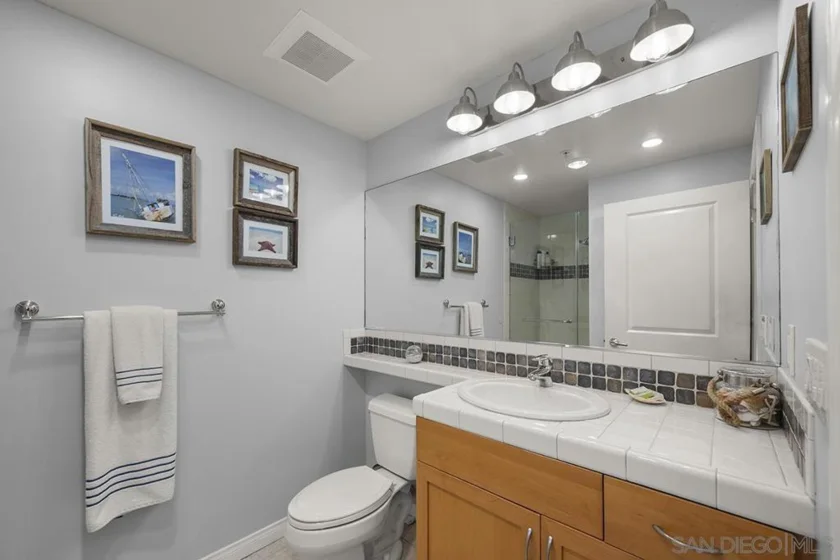 850 Beech Street #206 photo 25