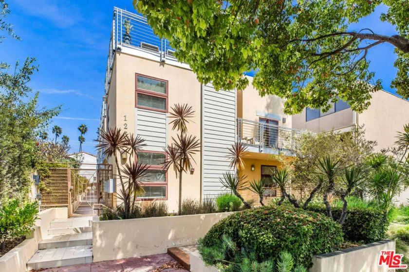 1253 18th Street #101 photo 1
