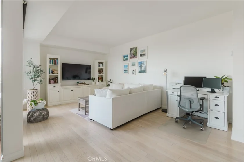 7250 Franklin Avenue #1008 photo 2