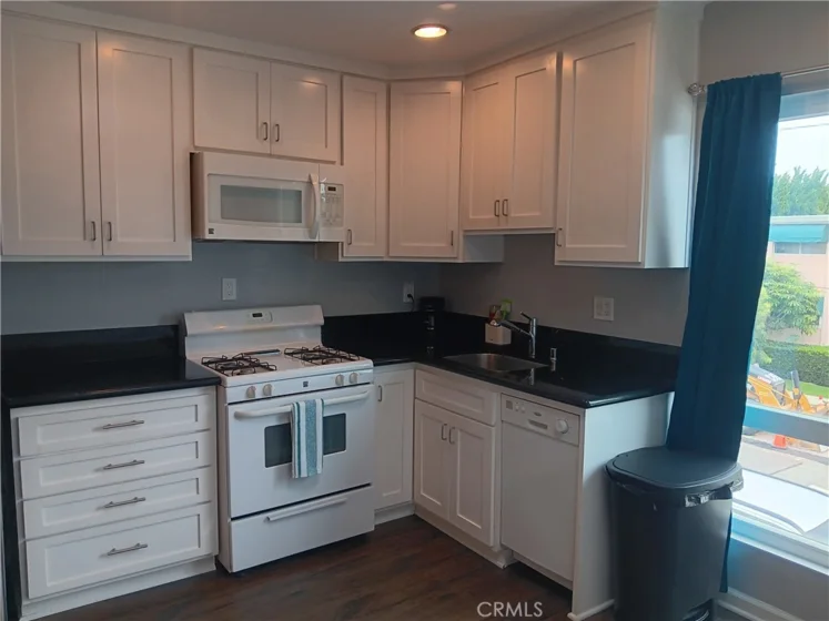 4361 Berryman Avenue #11 photo 1