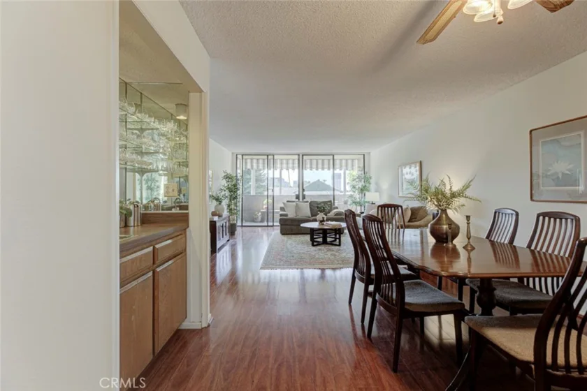 125 W Mountain Street #102 photo 30