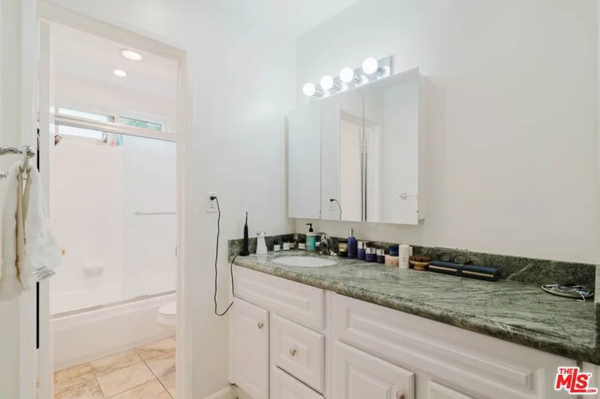 2721 2nd Street #111 photo 15