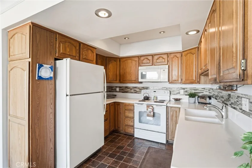 383 Bay Shore Avenue #307 photo 16