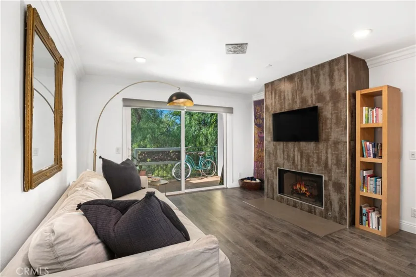 6493 Kanan Dume Road photo 1