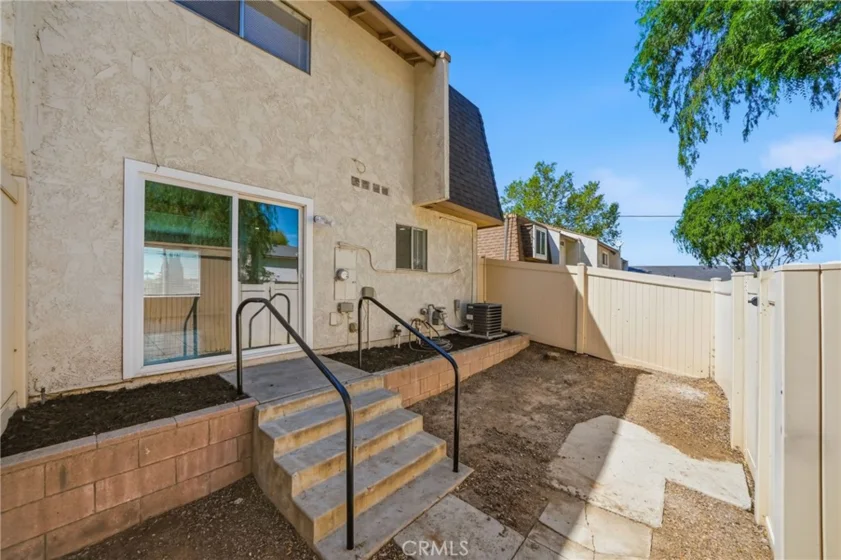 3469 Columbia photo 21