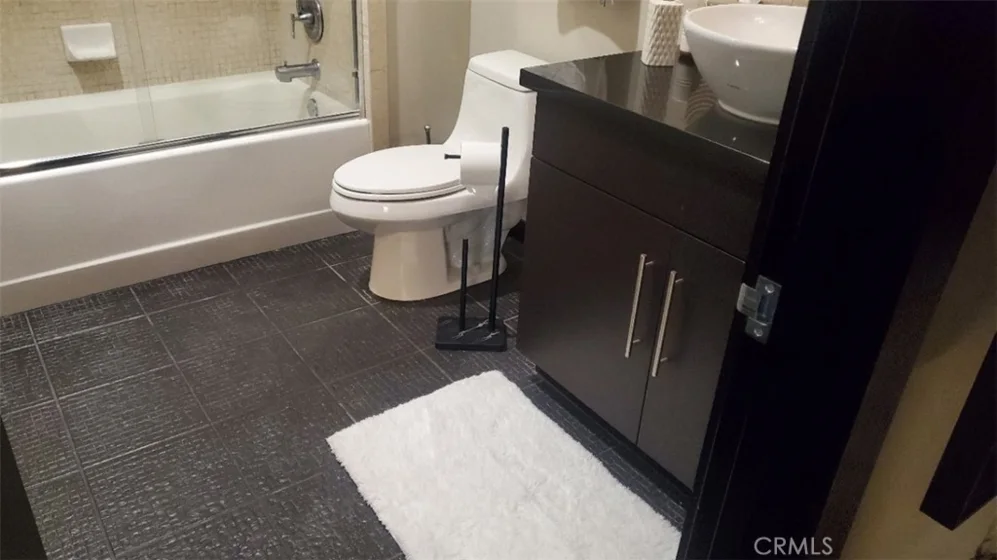 655 S Hope Street #1603 photo 19