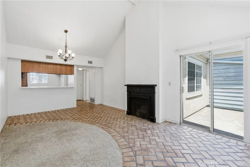 628 Daisy Avenue #419 photo 3
