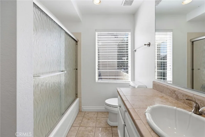 2575 Elden Avenue #3 photo 25