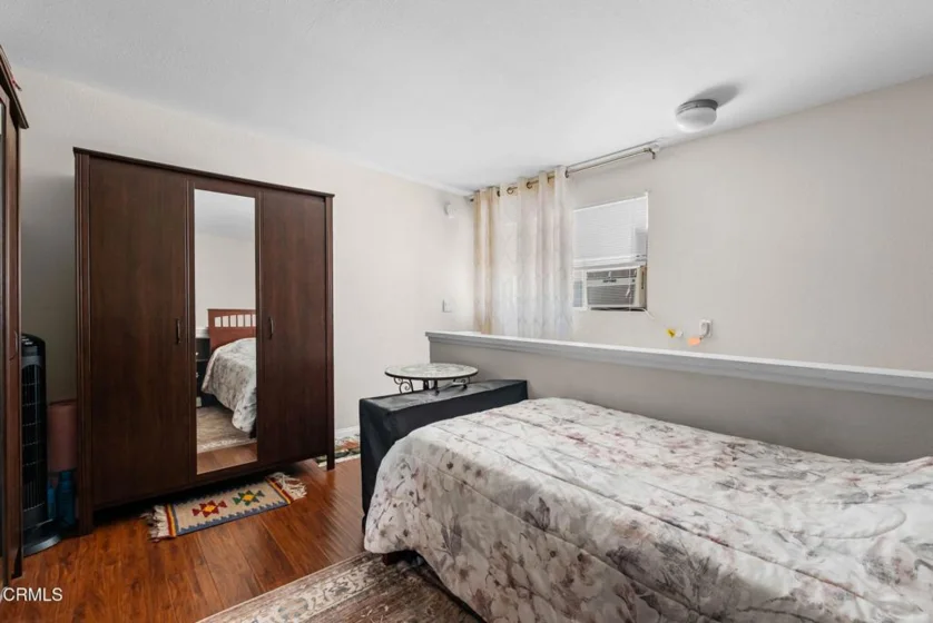 5565 Canoga Avenue #312 photo 22
