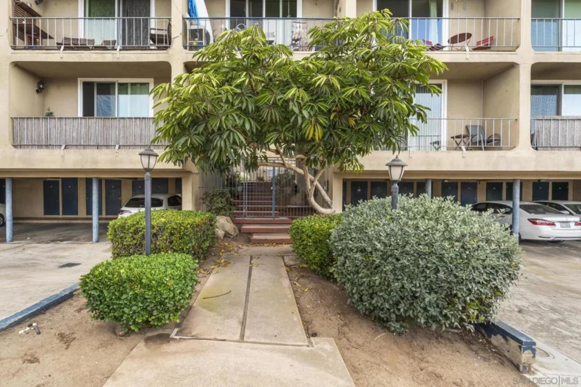 4477 Mentone Street ##211 photo 33