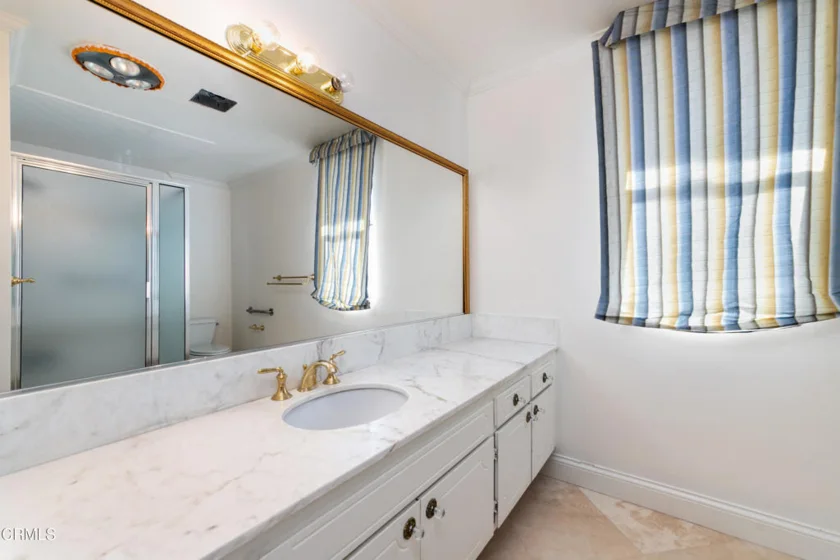 380 S Orange Grove Boulevard #12 photo 20
