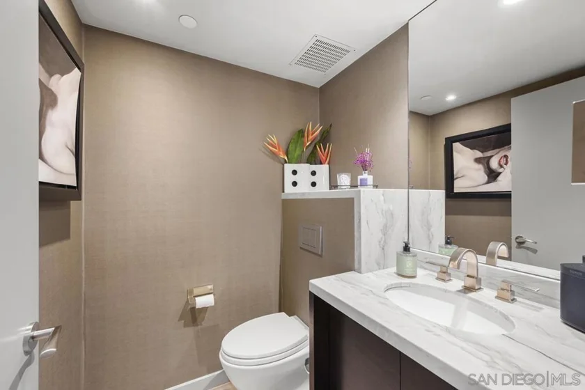 100 Harbor Drive #1906 photo 29