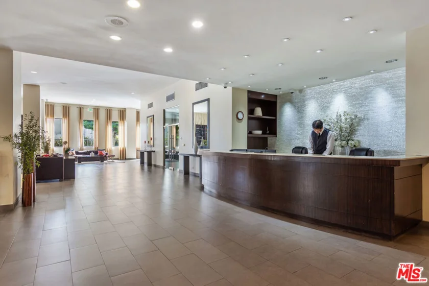 10501 Wilshire Boulevard #1007 photo 27