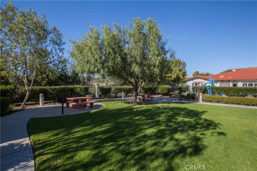 6004 Paseo Salinero photo 17