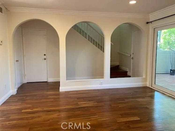 2473 Loma Vista photo 7