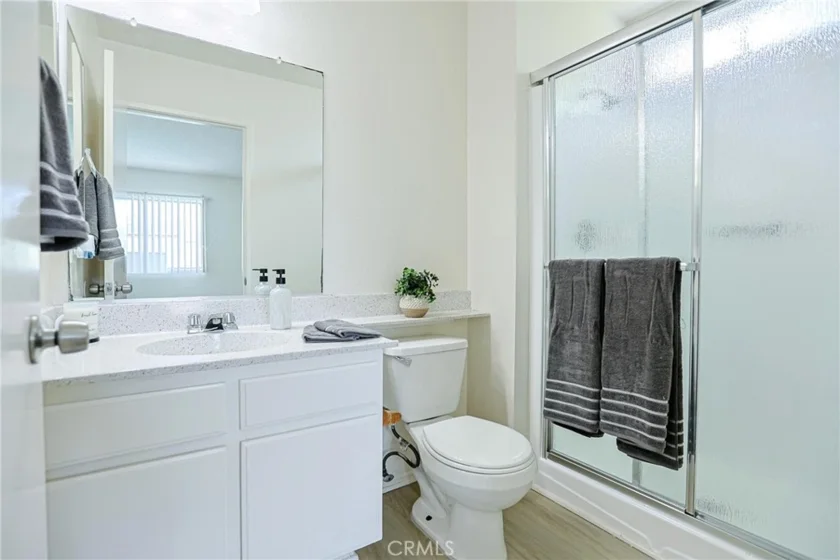 290 Victoria Street #29 (F8) photo 24