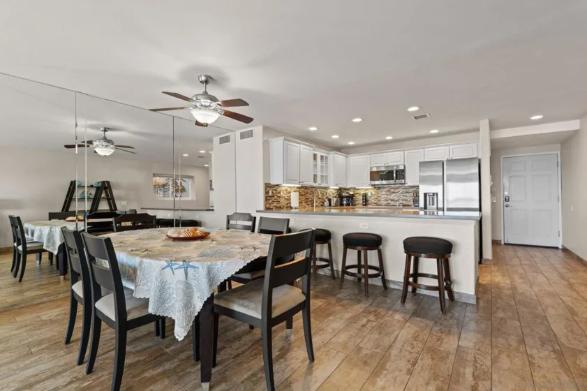 1177 Pacific Beach Drive ##A photo 23
