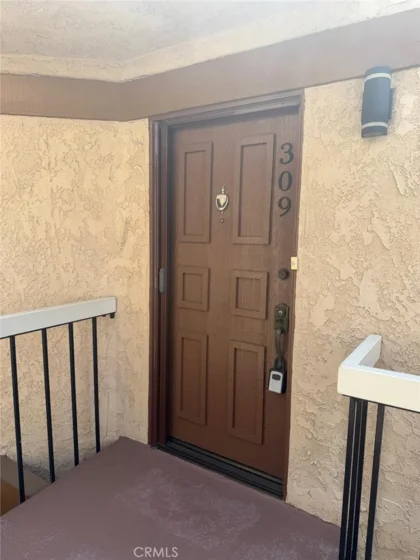 441 E San Jose #309 photo 3