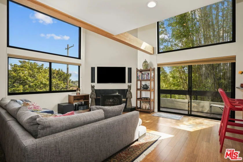 4283 Moore Street #4 photo 1