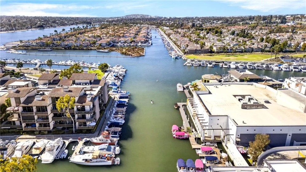 6229 N Marina Pacifica photo 30