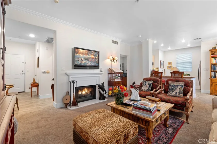 2408 Watermarke Place photo 7