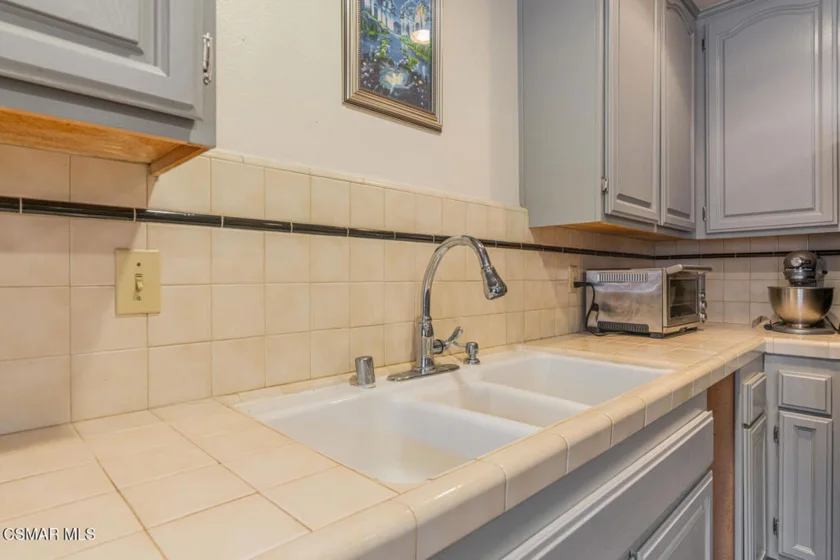 5200 White Oak Avenue #30 photo 11