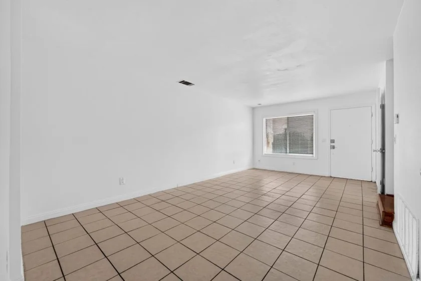280 Roanoke Road photo 9