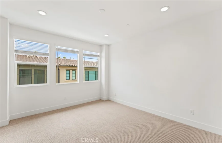 102 Sorrel Court photo 15