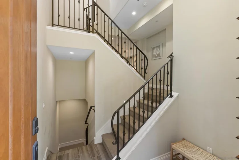 718 Silver Street photo 5