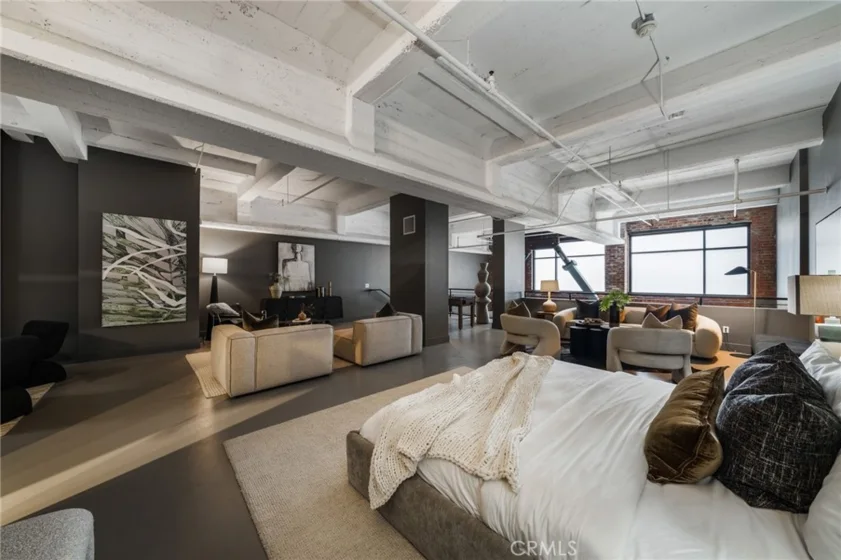 835 Locust Avenue #211 photo 35