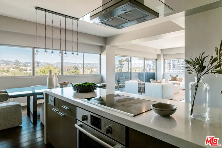 10701 Wilshire Boulevard #701 photo 1