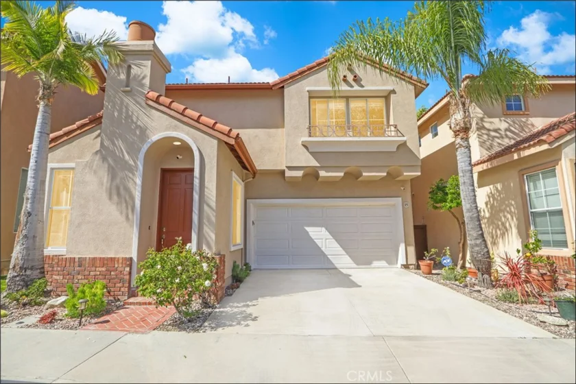 15 Pacifica photo 1