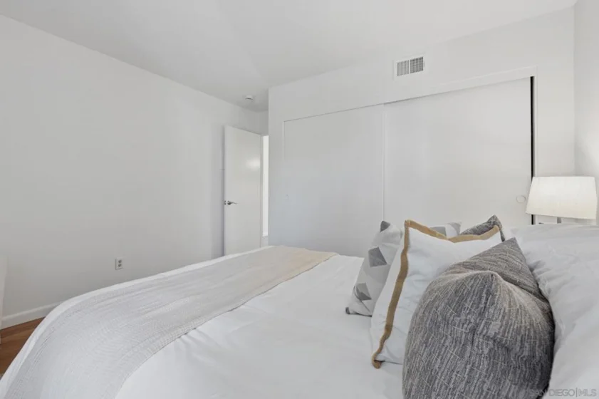 867 Hollyhock Court photo 16