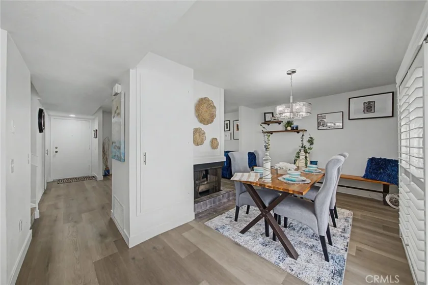 6865 Danvers Drive photo 9