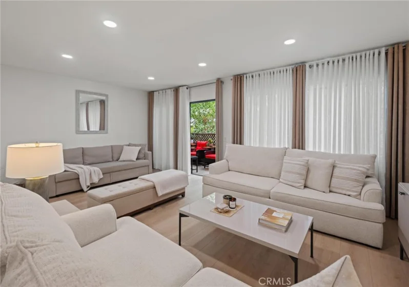 4700 Natick #204 photo 7
