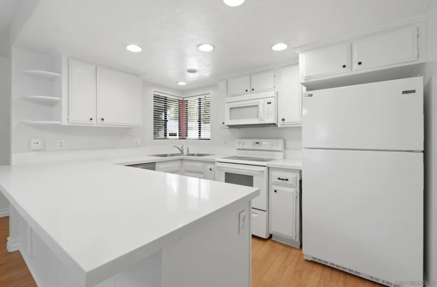 1257 E Grand Avenue ##D photo 13