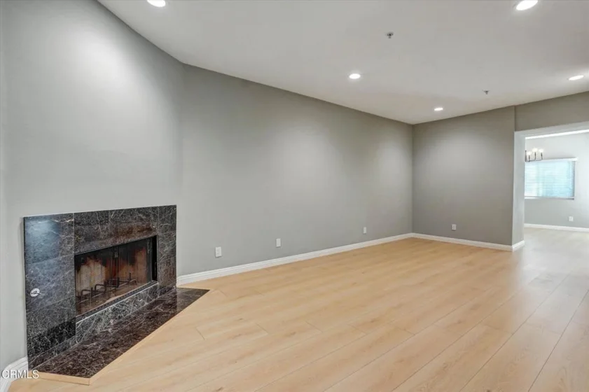 719 E Tujunga Avenue #C photo 41